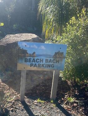 Beach Bach Whangaumu Bay Tutukaka in Whangarei