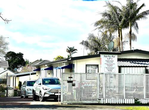 Dolphin Court Motel in Auckland