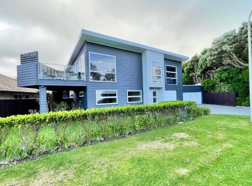 Vinnies Haven - Opunake Holiday Home in Opunake