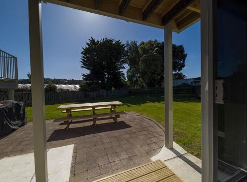 Beachside Bliss - Two Bedroom Apartment in Napier