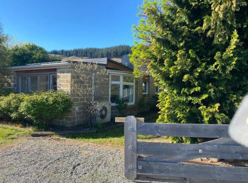 Charming Stone Cottage in Clyde in Clyde