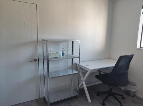 WEST HomeStay - Hornby Central in Christchurch