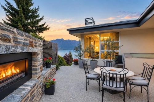 Q by the Lake Aspen Grove Stunning Views in Queenstown