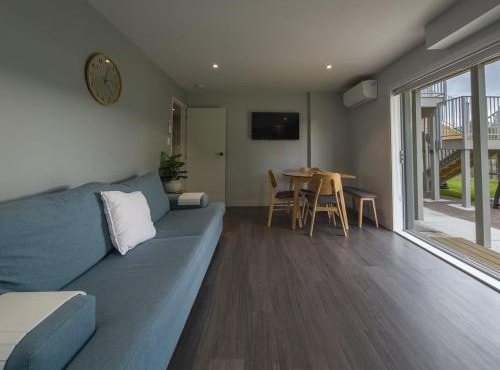 Beachside Bliss - Two Bedroom Apartment in Napier