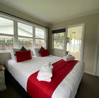 Rehutai Beach House