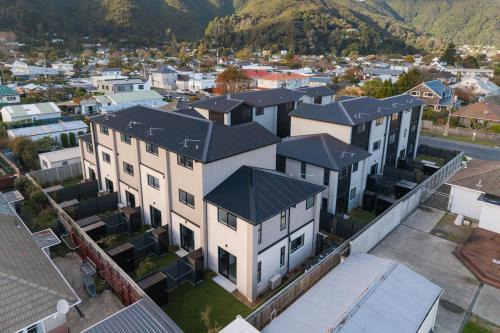 Stylish Townhouse for Families and Groups