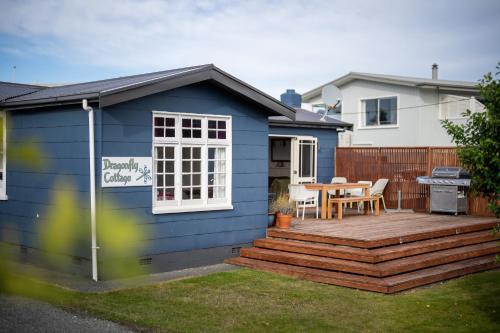 Dragon Fly Cottage - Te Anau Holiday Home in Te Anau