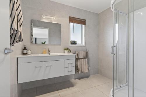 Sundowners - Mangawhai Heads Holiday Home