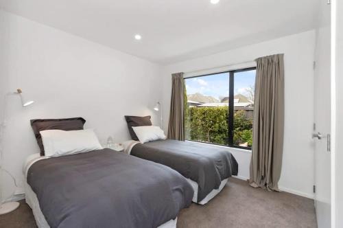 Merivale Village Apartment in Christchurch