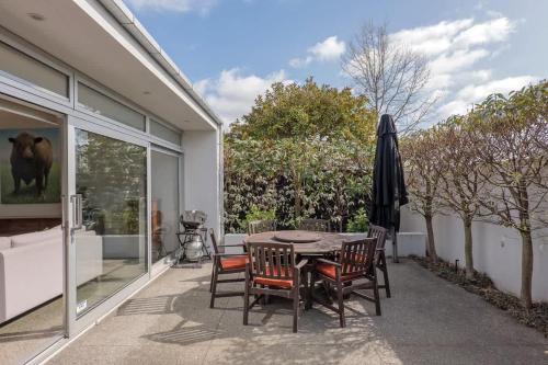 Hawkesbury Executive Home in Christchurch
