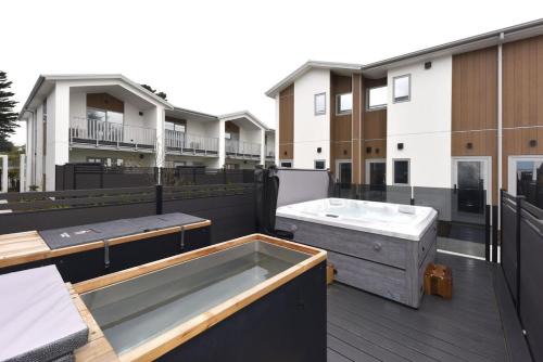 Seaview 1BR Apartment Marine Parade in Christchurch