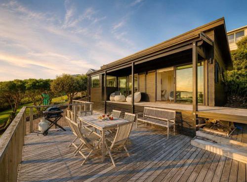 Black Cottage - Stay Waiheke in Auckland