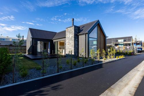 Alpine Luxury With 3 Ensuites in Methven
