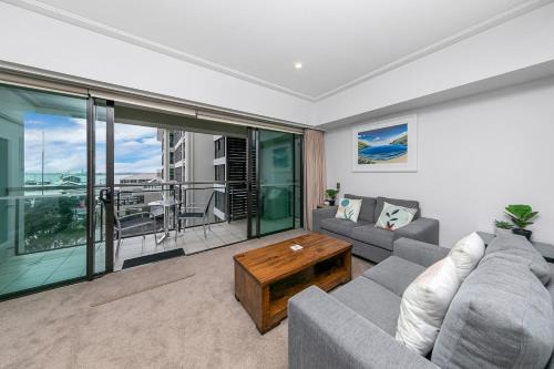 Stunning Auckland Harbour Views in Auckland