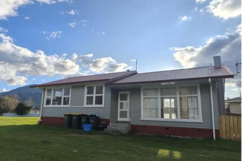 3 Bedroom, 1 Bathroom House A in Rotorua