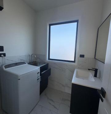 2 Bedroom Granny Flat in Runciman