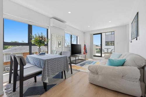 Waipuna Comfort & Convenience 3-Bedrooms Villa in Auckland