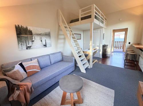 Self Contained Loft Studio at Lake Hayes Queenstown in Queenstown