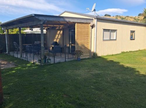 Private Studio providing a comfortable space in Paraparaumu