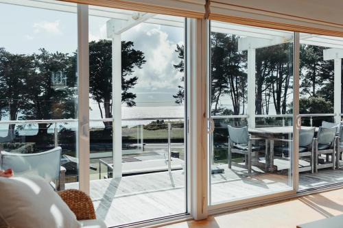 Kuaotunu Beach Four Bedroom House