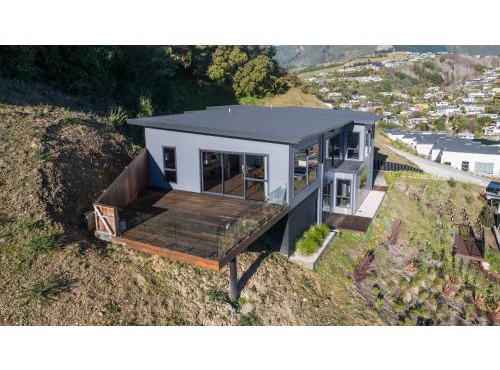 Horizon View Retreat - Nelson Holiday Home in Nelson