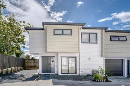 Auckland Airport Abode 2 x ensuites in Auckland