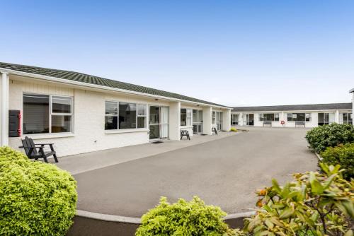 Avon Motel