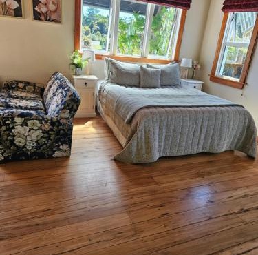 The Blackhouse Cottage in Hokitika