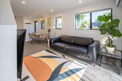 Charming 2-Bedroom Apartment - 2 BR, 1 Bath in Christchurch
