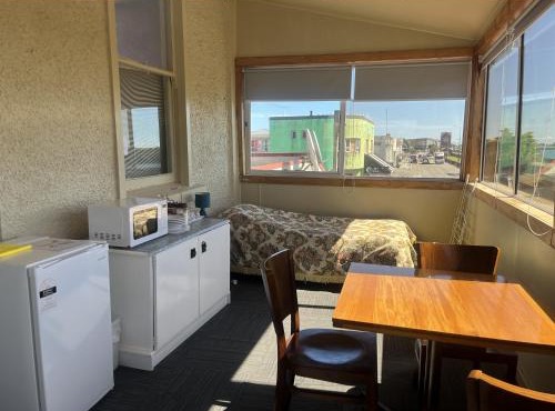 Railway Hotel Greymouth in Greymouth