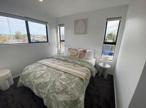 Christchurch Riccarton Brandnew Townhouse - Near Westfield Mall - Free Parking & Kitchen in Christchurch
