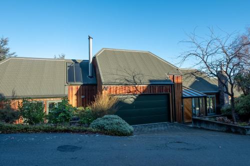6 Oregon Heights in Hanmer Springs