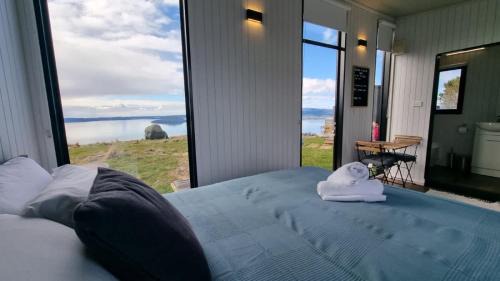Aorangi Peak Cabins 10 by Tiny Away in Rotorua