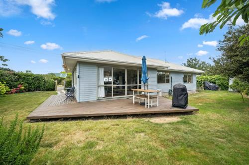 Sackville Sunshine - Martinborough Holiday Home in Martinborough