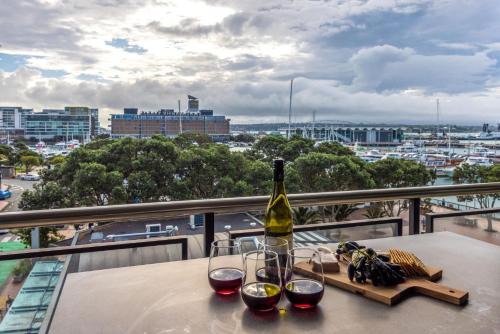 The Quays - Auckland Viaduct
