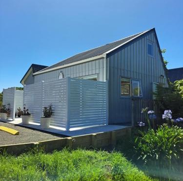 Cathedral Cove Cottage