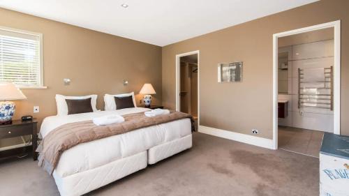 Stewart Lodge Luxury Spa in Queenstown