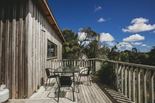 The River Retreat - off the grid escape in Rewa