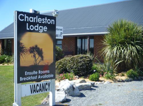 Charleston Lodge in Charleston