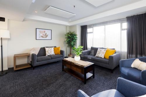 Hotel Give in Christchurch