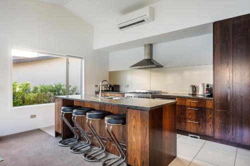 2 Lakeview Heights in Wanaka