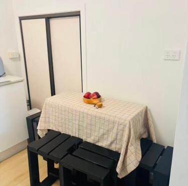 2 bedrooms, easy to start your journey