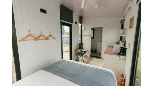 Matakanui Retreat 2 by Tiny Away in Matakanui