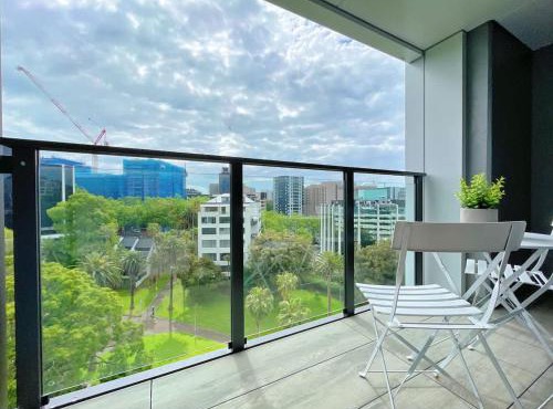 Incredible Park & SkyTower View - Free Parking & AC in Auckland