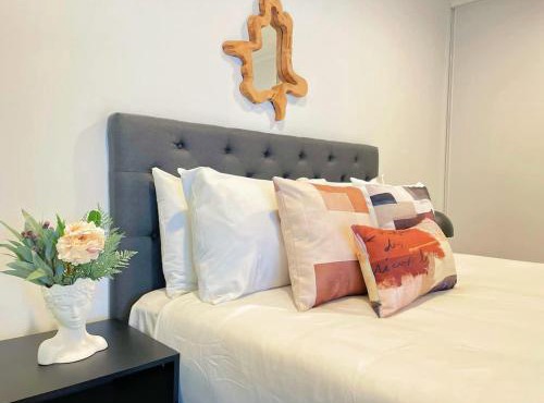 Luxury Design Parkside Living in CBD vs Aircon