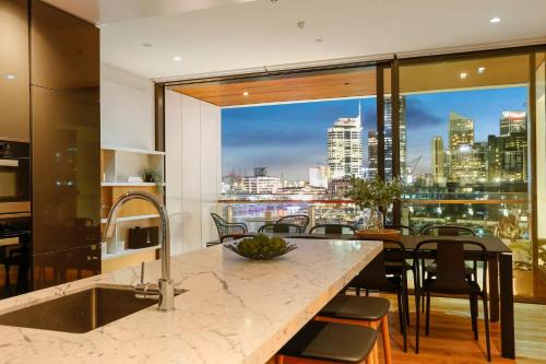 Harbour front Living at Wynyard Marina