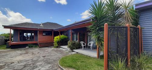 Koutu Beach Bed and Breakfast in Rotorua