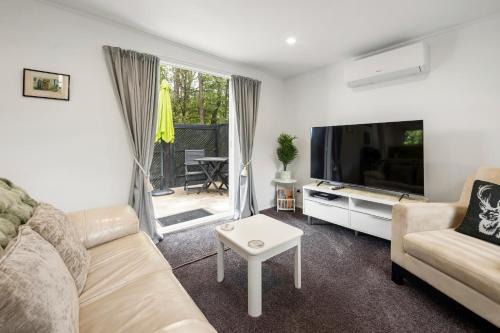 Bellbird Cottage Taupo Bach 