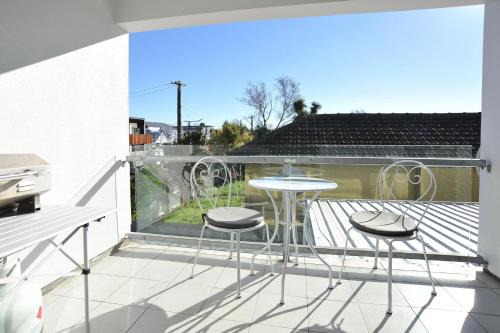 Carlton Villa 